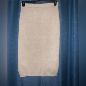 Brown sweater skirt. Size Large.
